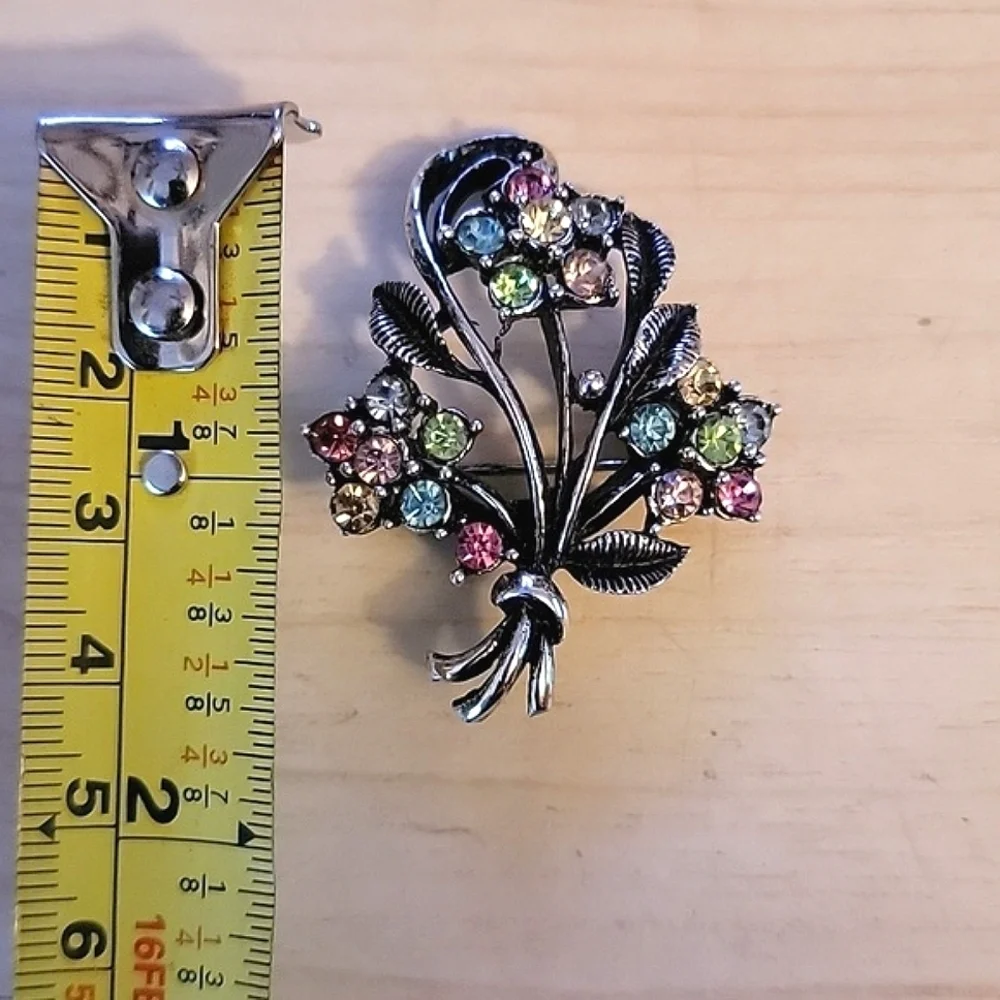 Vintage Mid-Century 50s Silver Tone Brooch Pin Pink Blue Yellow Glass Rhinestone